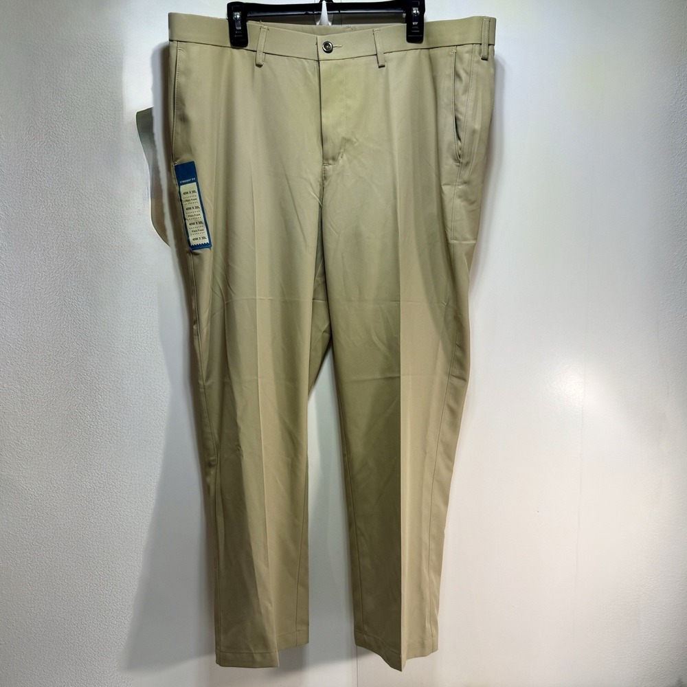 Haggar Slacks Pants Performance MCRFBR Slacks Men's Size 40W‎ X 30L Tan